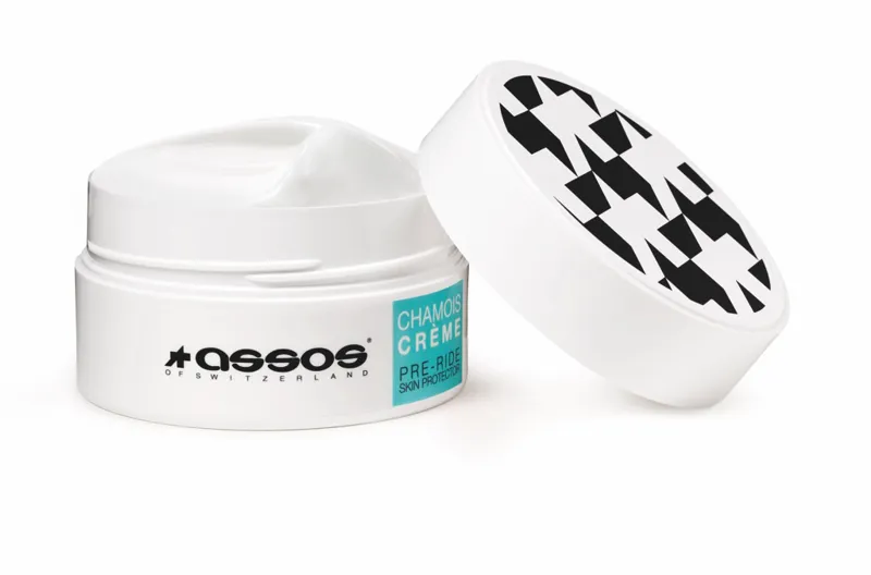 Assos chamois deals cream womens