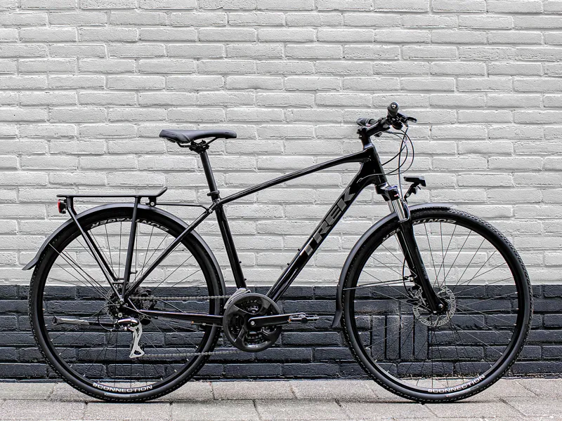 Trek dual sport 2 sale equipped 2021 hybrid bike
