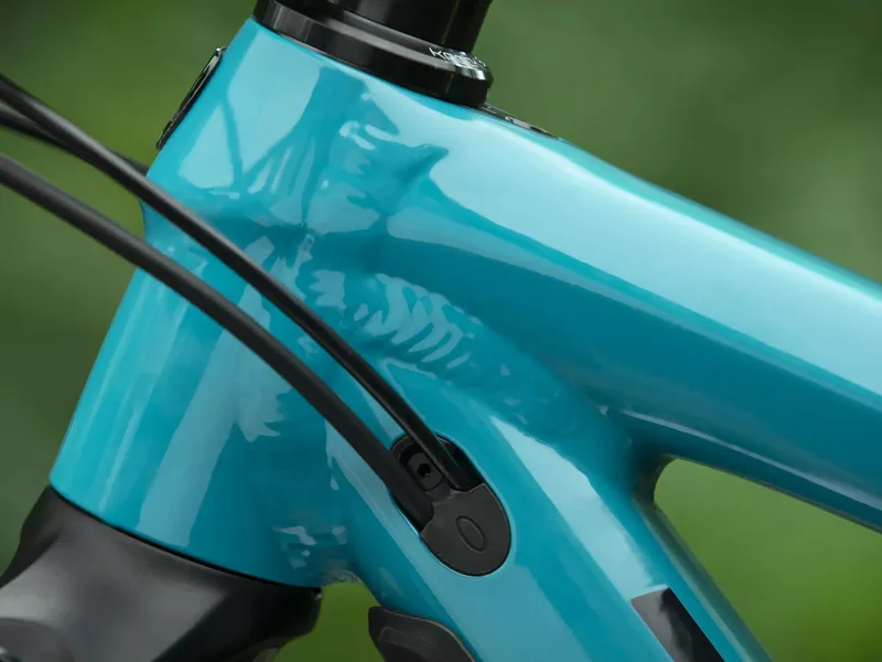 Trek remedy 8 teal to volt fade 2021 online
